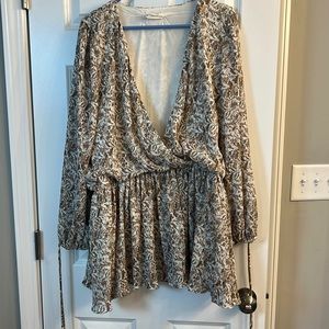 Dress/blouse, size L